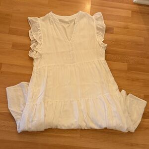 White Ruffle Sleeve Dress for maternity photos